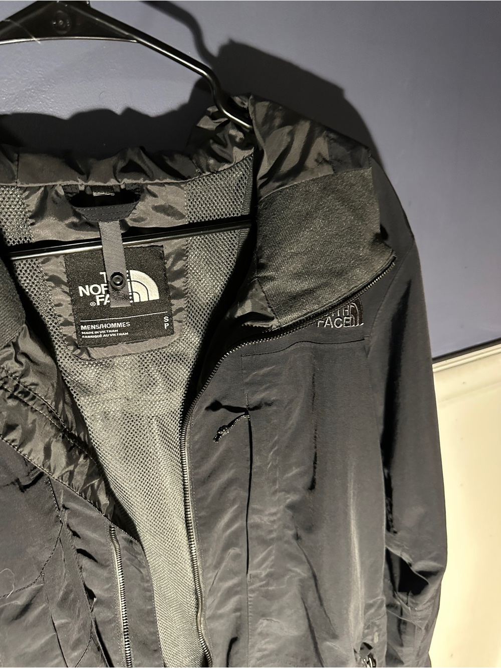 The North Face Men’s Black Hooded Jacket – Size Small